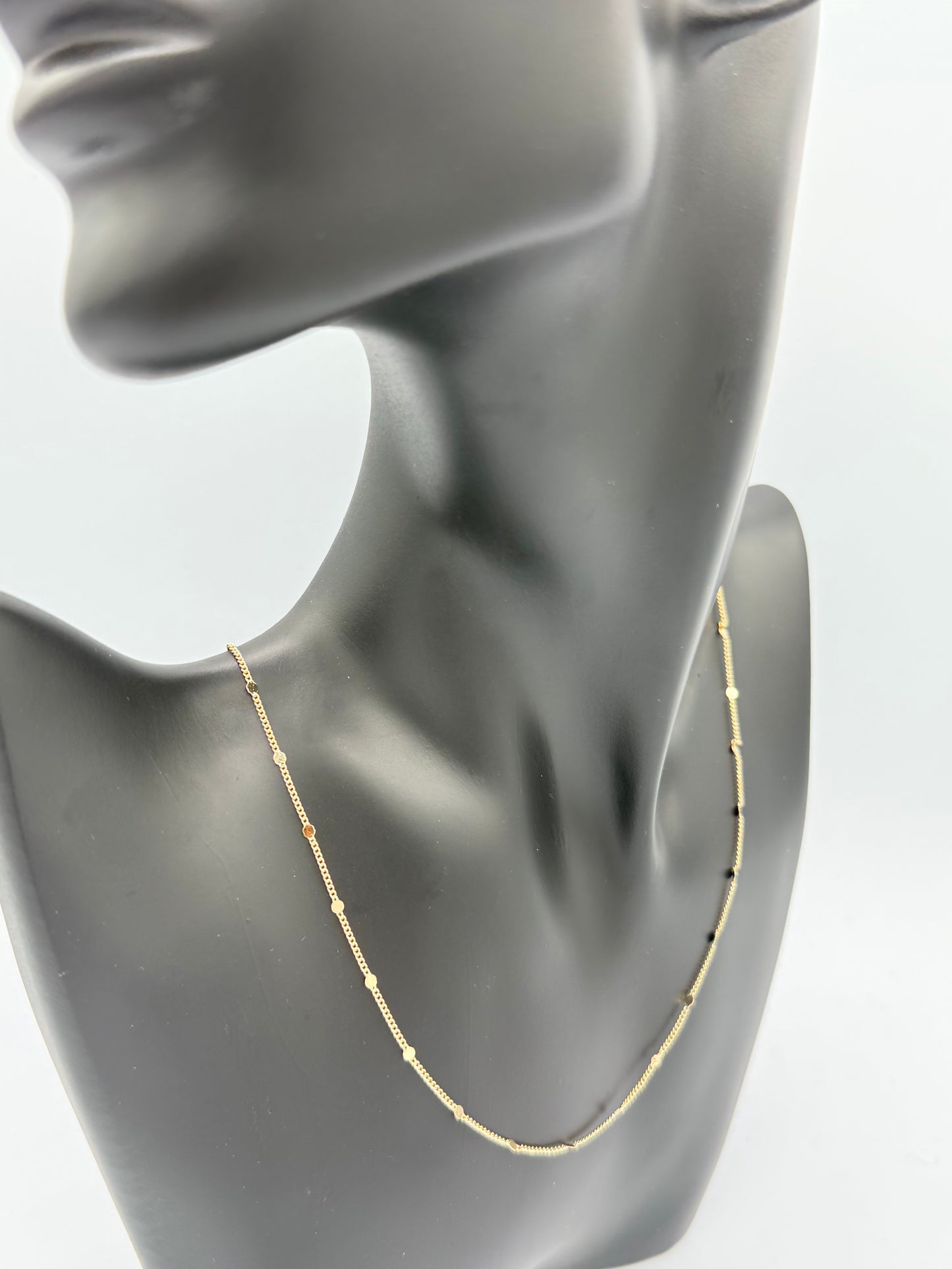 Minimal Gold Chain Necklace