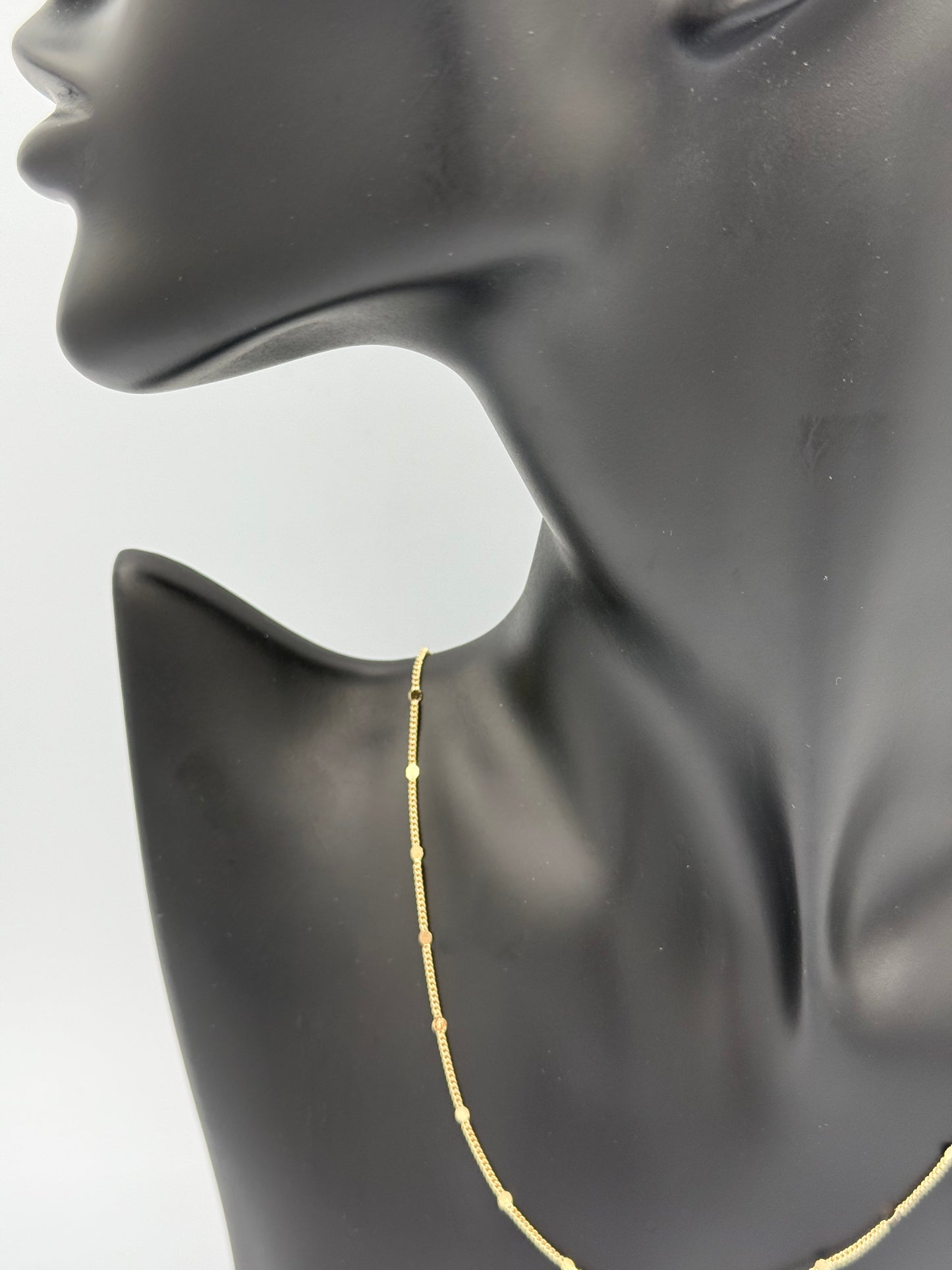 Minimal Gold Chain Necklace