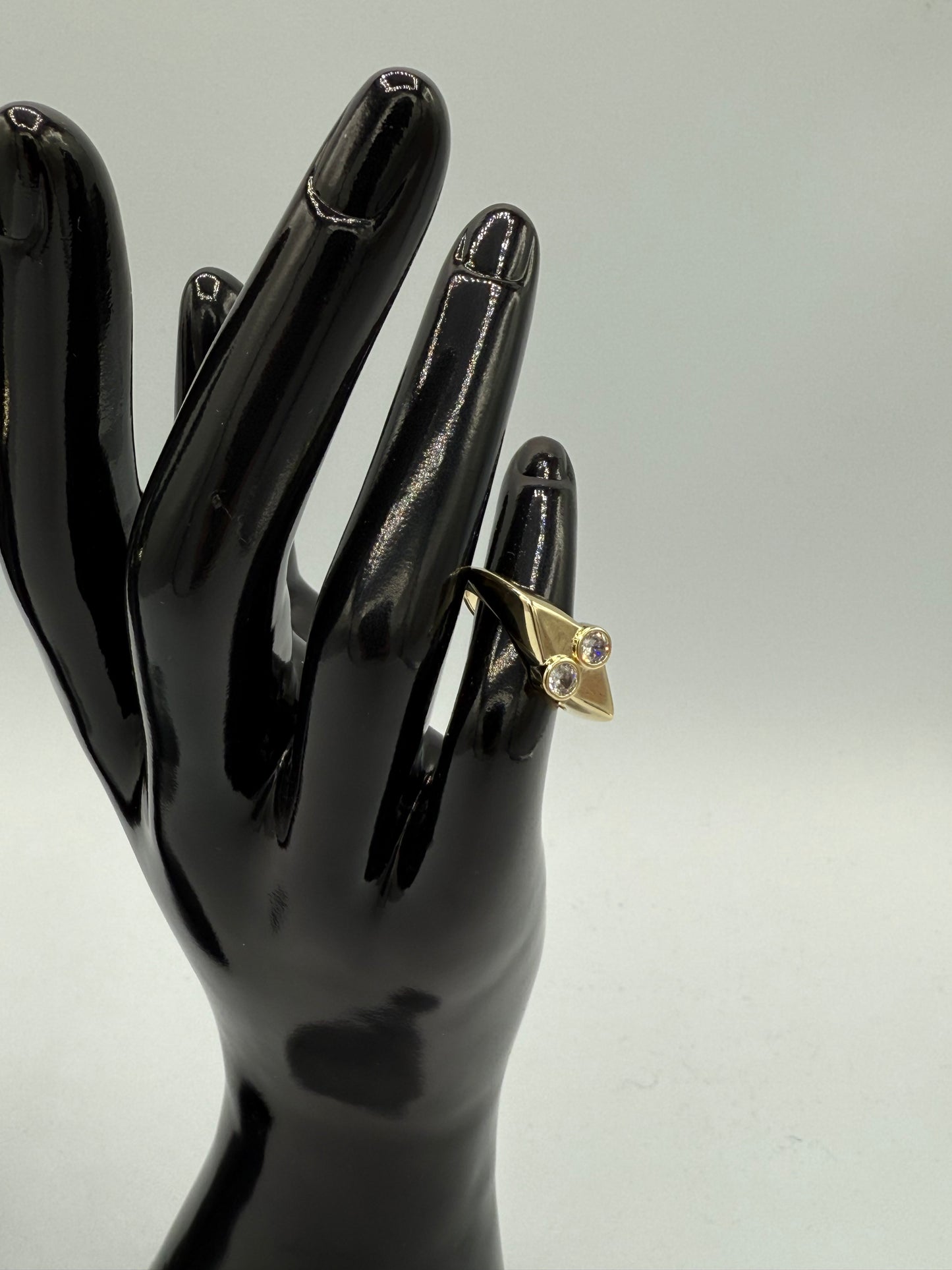 Golden Twist Stone Ring